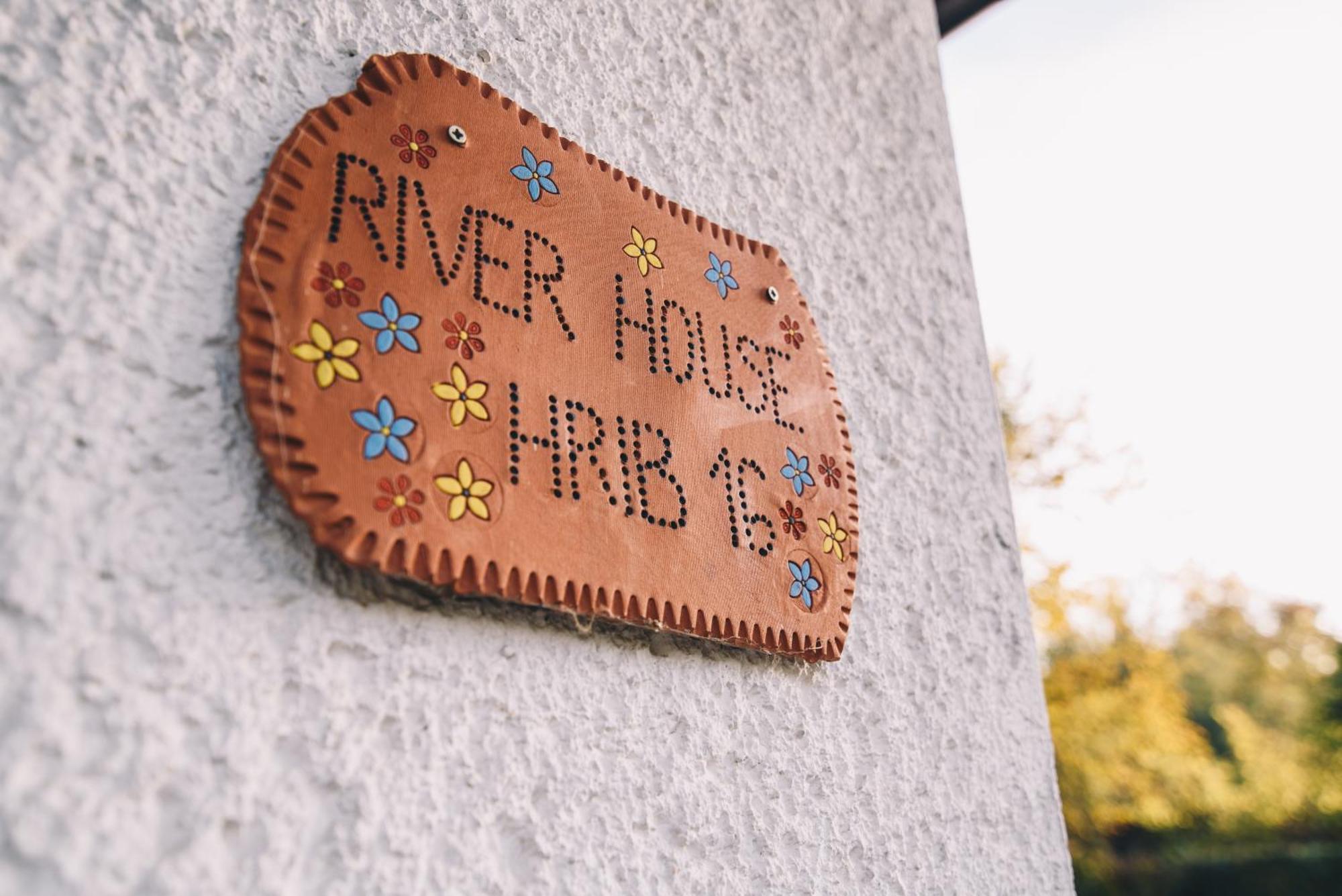River House Hrib Preddvor Eksteriør billede