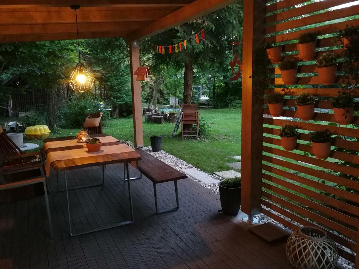 River House Hrib Preddvor Eksteriør billede